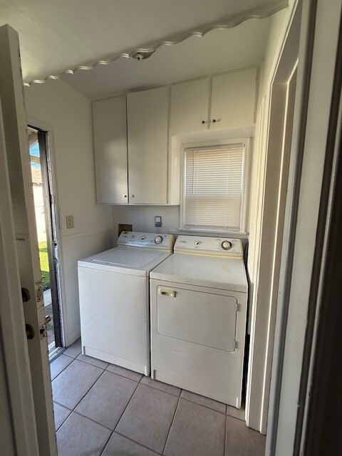 Building Photo - 428 N Glenwood Plz