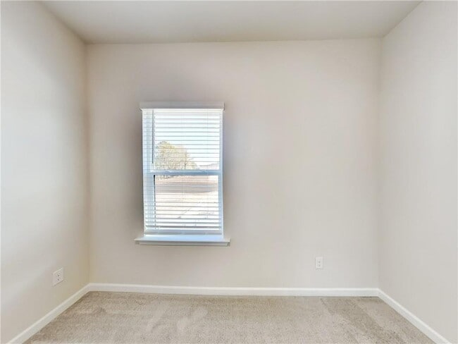 Building Photo - 321 Sammon Wy