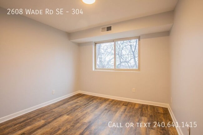Building Photo - 2608 Wade Rd SE