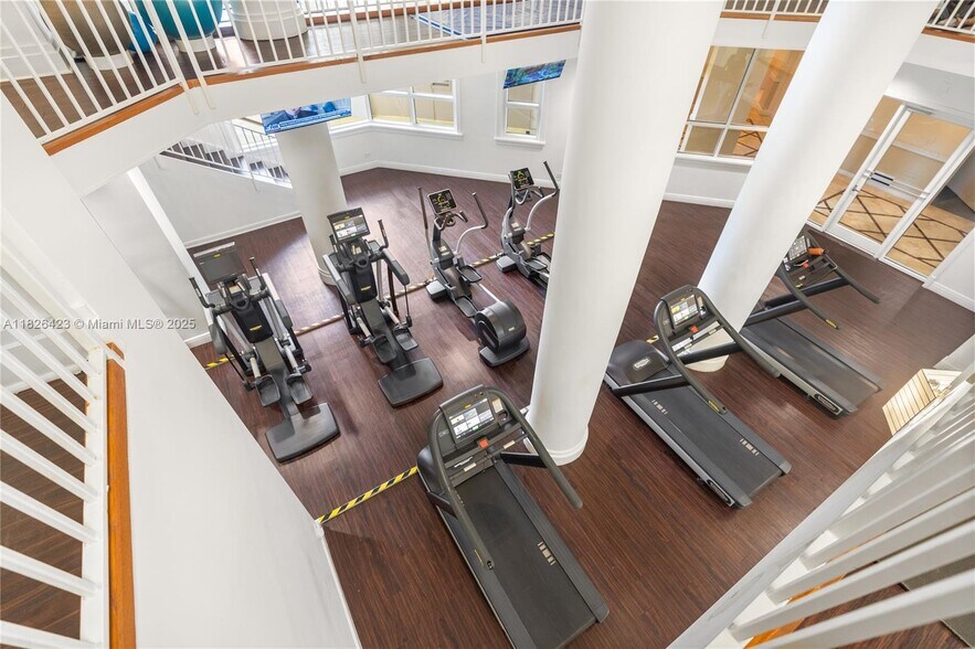 Building Photo - 701 Brickell Key Blvd