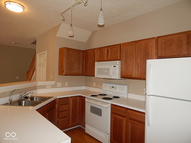 Building Photo - 5939 Marina View Ln