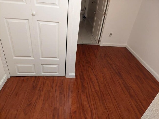 Building Photo - 412 Bissell Ave