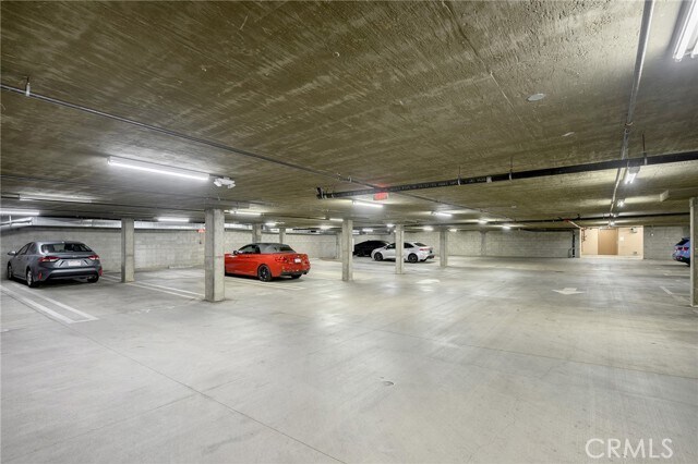 Building Photo - 6938 Laurel Canyon Blvd