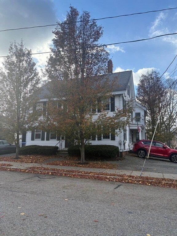 Building Photo - 34 Walnut St