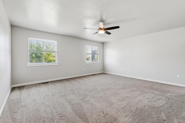 Building Photo - 2662 W Jayton Dr