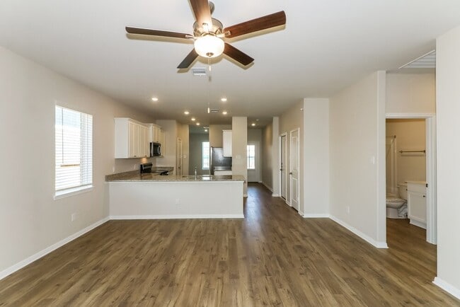 Building Photo - 7626 Tipton Meadow Way