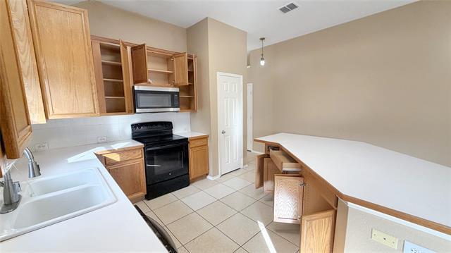 Building Photo - 7189 Waterlily Ln