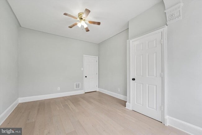 Building Photo - 2422 W Norris St