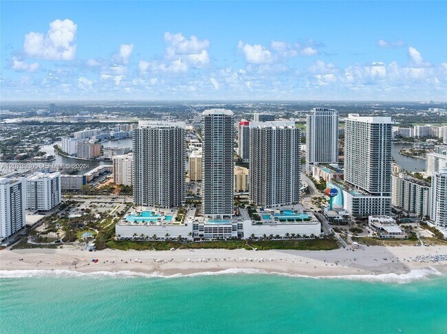 Building Photo - 1850 S Ocean Dr