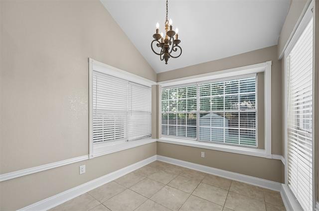Building Photo - 8202 Weatherly Dr