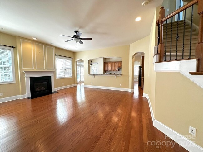 Building Photo - 4934 Mesa Verde Rd