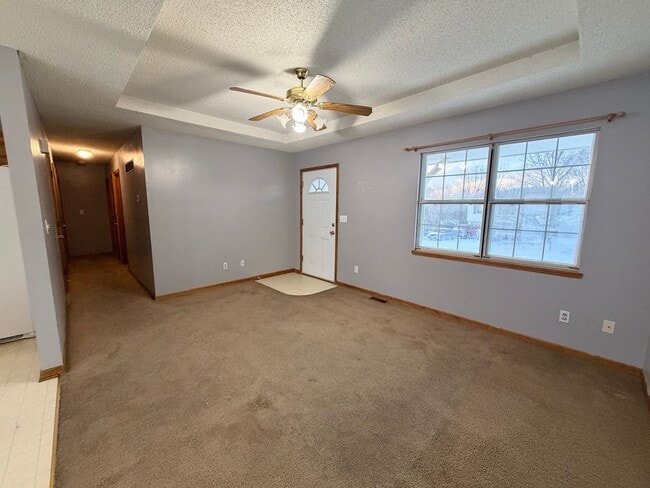 Building Photo - All electric ranch