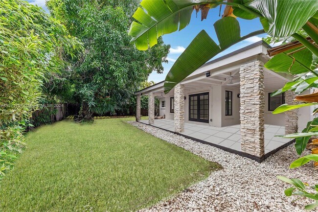 Building Photo - 7525 Adventure Ave