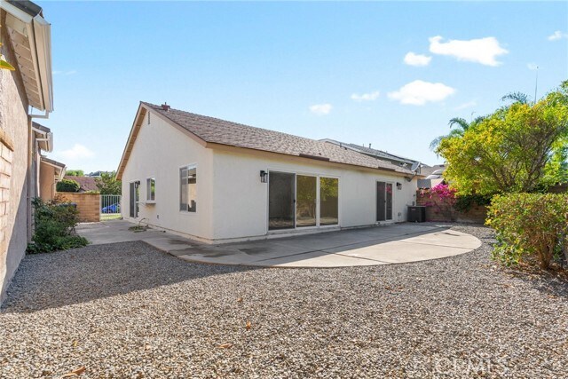 Building Photo - 21902 Cosala