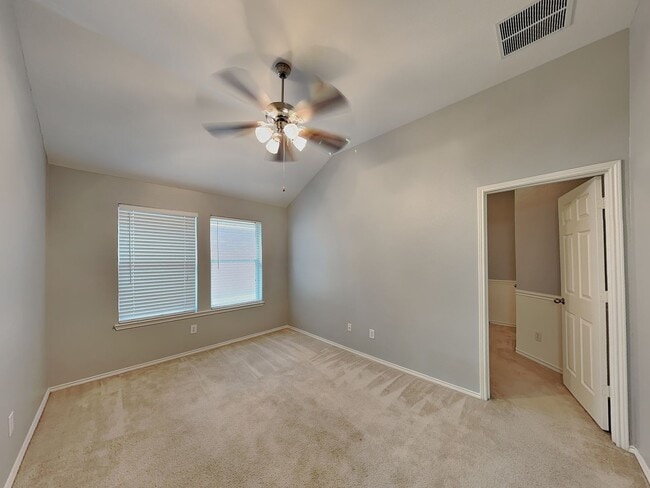 Building Photo - $500 OFF your first full month’s rent with a move-in on or before 6/15/2026!