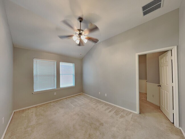Building Photo - Where Comfort Meets Convenience in Marine Creek Ranch