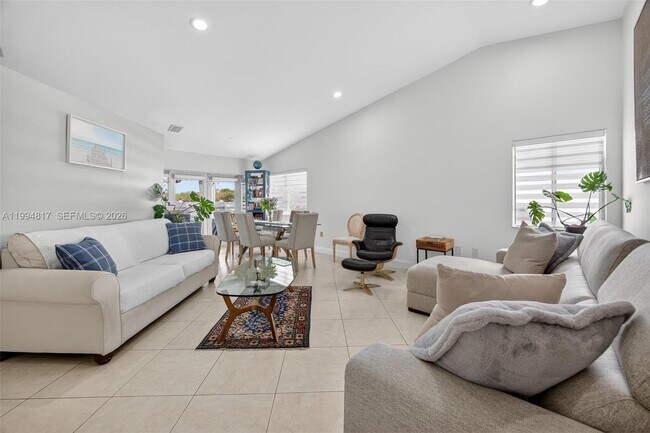 Building Photo - 14610 SW 145th Pl