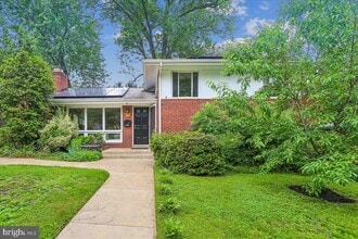 Building Photo - 1703 Tilton Dr
