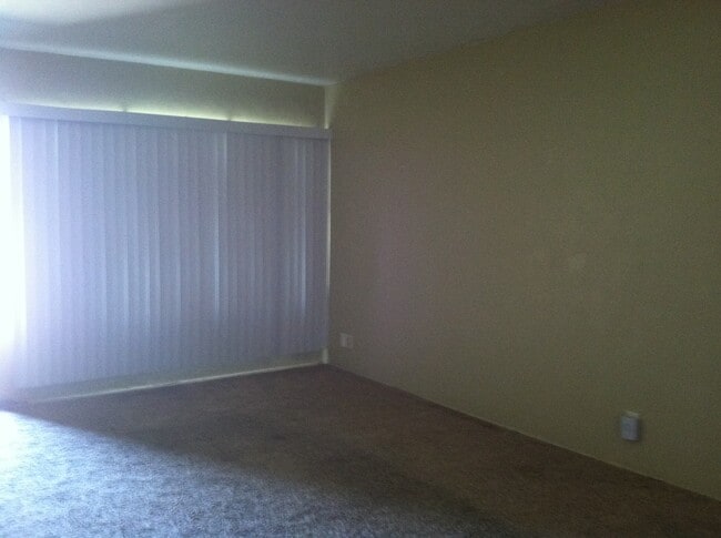 Building Photo - 4412 Gordon St