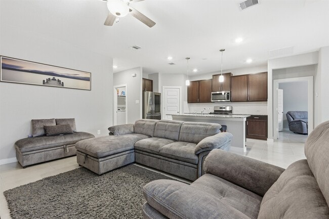 Building Photo - 14139 Greystone Ter St