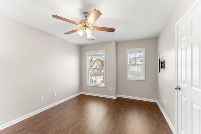 Building Photo - 1933 Lake Heights Cir NW