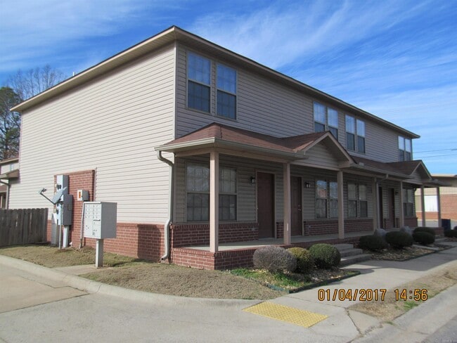 Building Photo - 1161 Spencer St