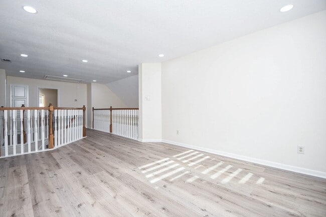Building Photo - 3243 Ashlock Dr