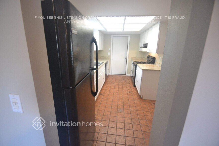 Building Photo - 7513 Meadow Dr