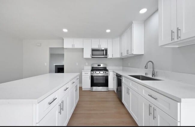 Building Photo - 25443 Vía Labrada