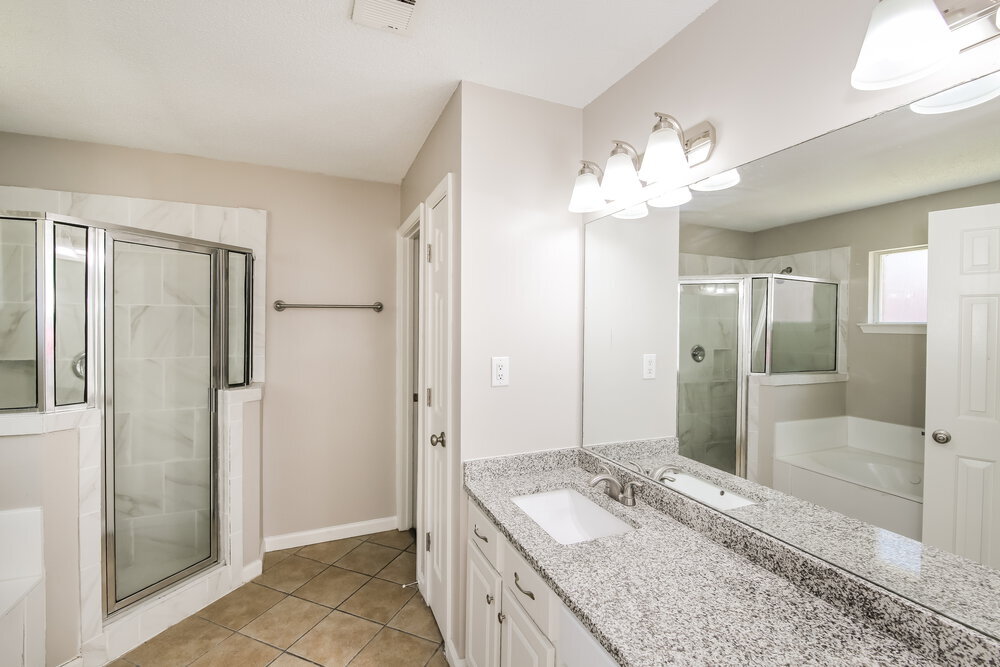 Building Photo - 956 Jessica Lauren Cove