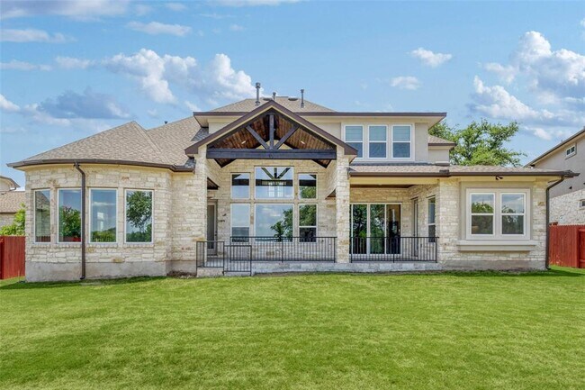 Building Photo - 4413 Edgewater Dr