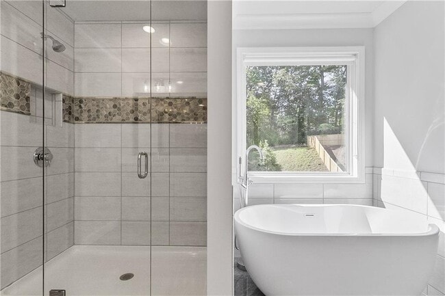 Building Photo - 536 Cresentry Brook