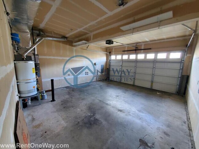 Building Photo - Amazing 3 Bed + 2 bonus rooms in Puyallup!