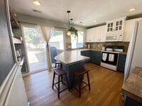 Building Photo - 841 400 S