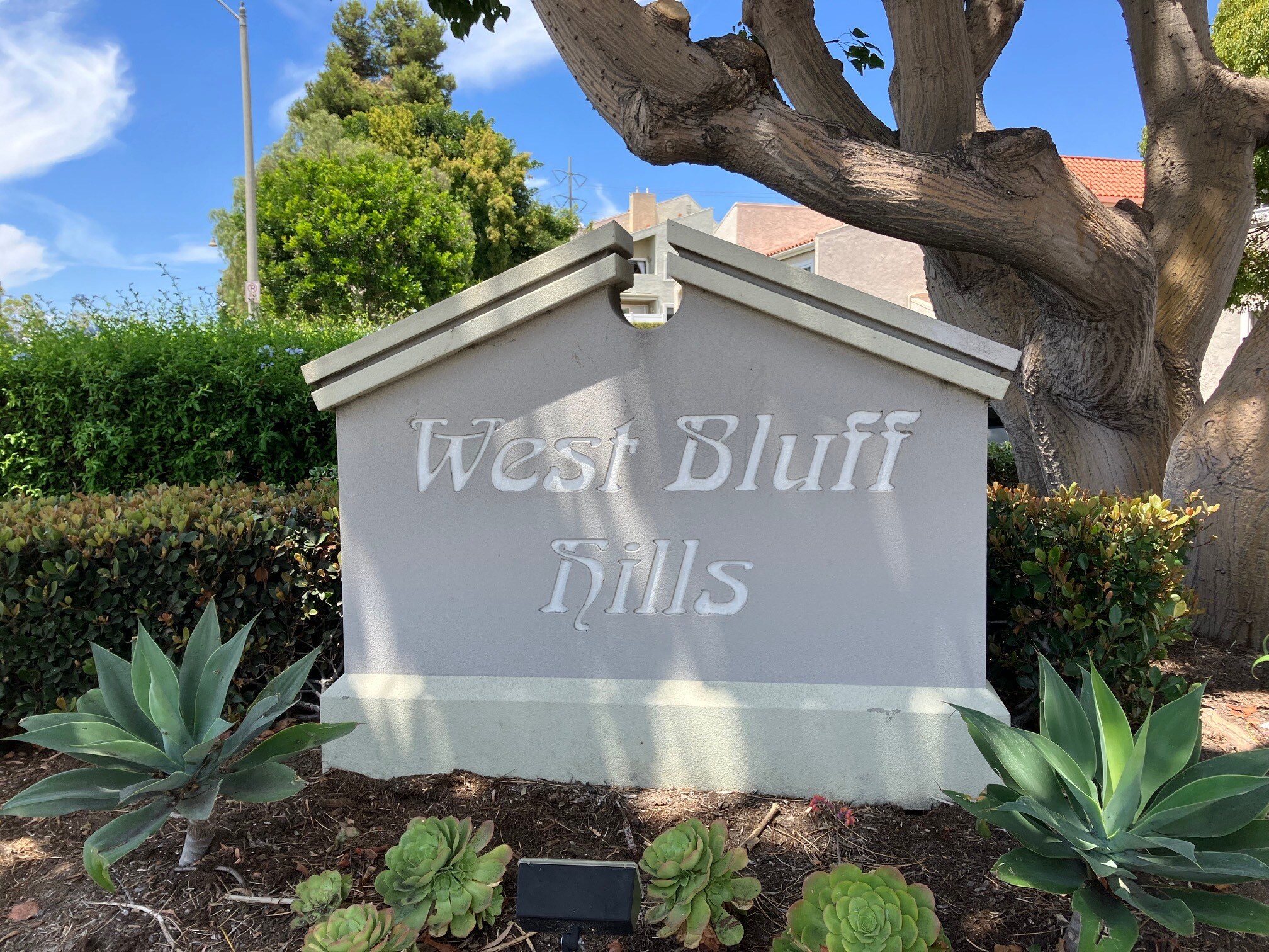 Building Photo - 6915 Quail Pl