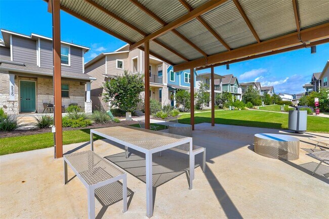 Building Photo - 8518 Leroi Dr