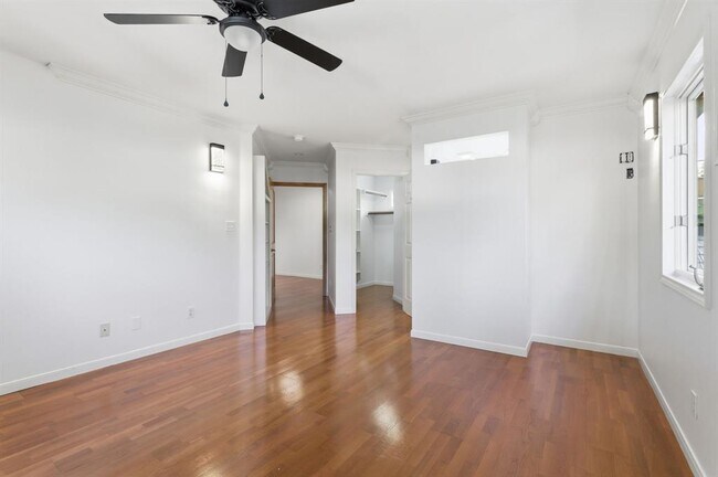 Building Photo - 3801 Mia Tia Cir