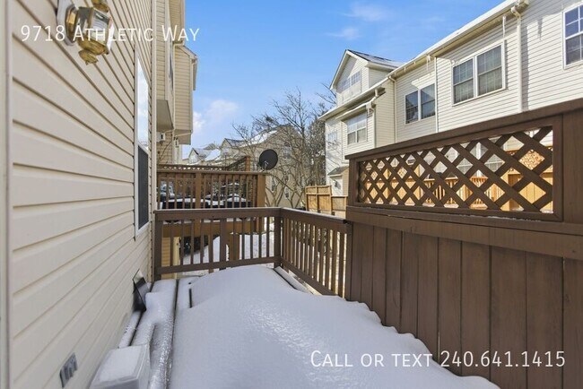 Building Photo - 9718 Athletic Way