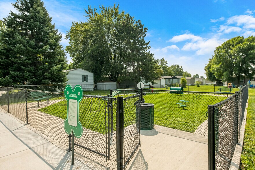 Building Photo - 74 Meggan Dr