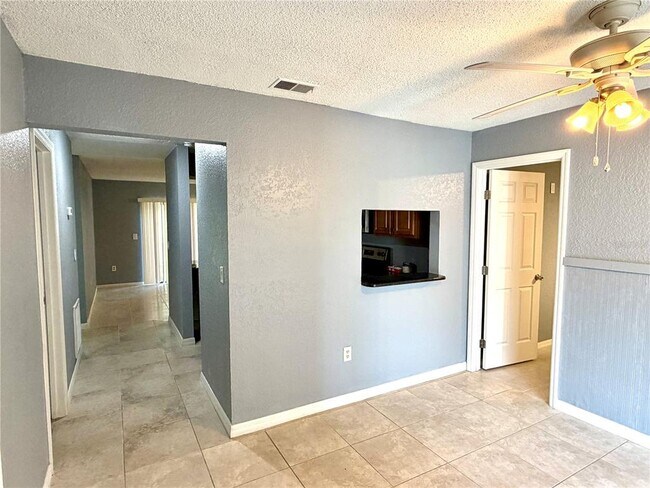 Building Photo - 564 Breckenridge Vlg