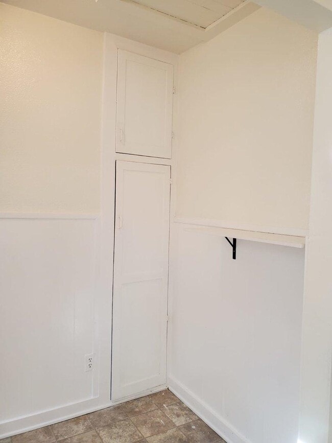 Building Photo - 4624 32nd St