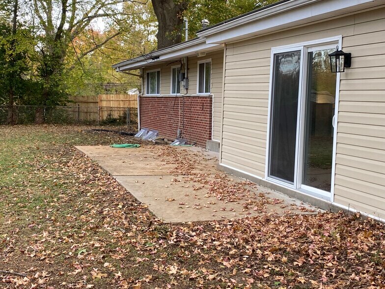 Building Photo - 2215 Ibis Ct