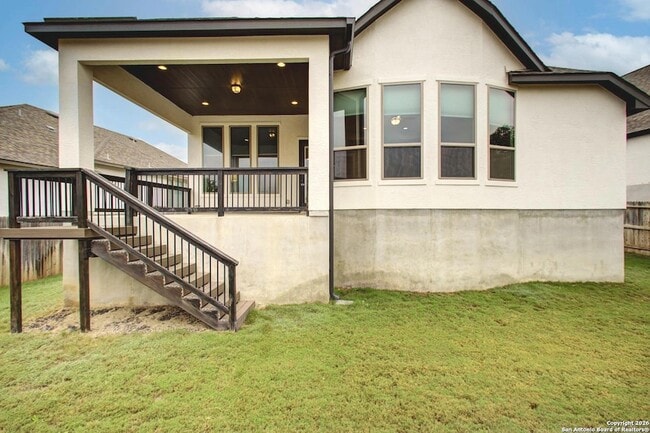 Building Photo - 1038 Cadogan Squire