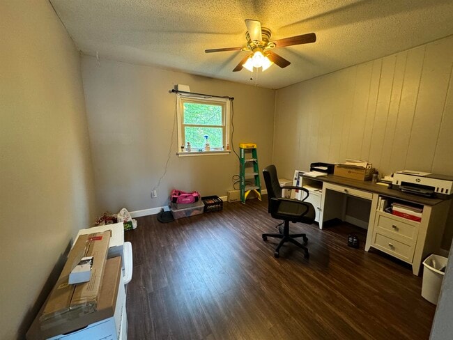 Building Photo - 122 Waterlick Ct