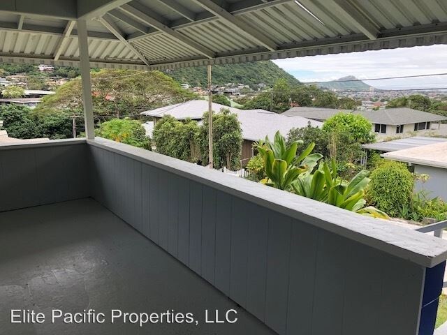 Building Photo - 2333 Palolo Ave