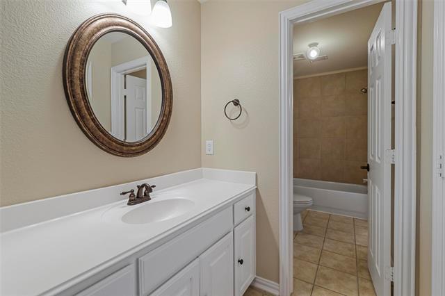 Building Photo - 3409 Continental Dr