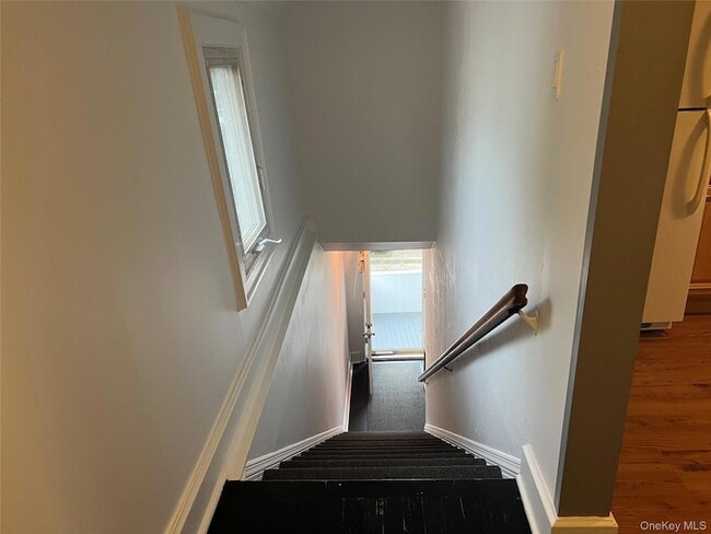 Building Photo - 140 12th Ave