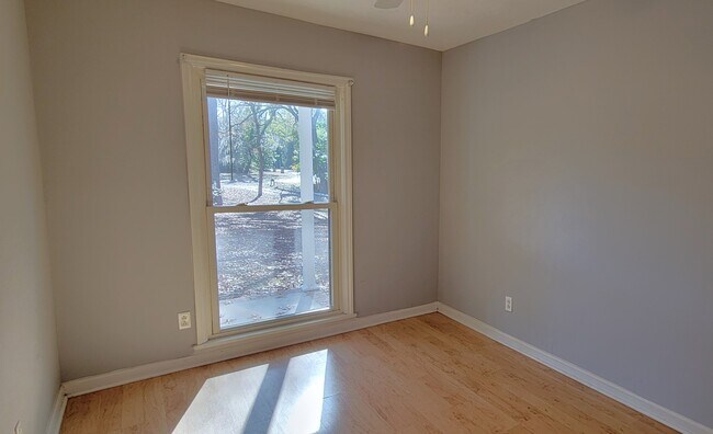 Building Photo - 1702 Wandering Way