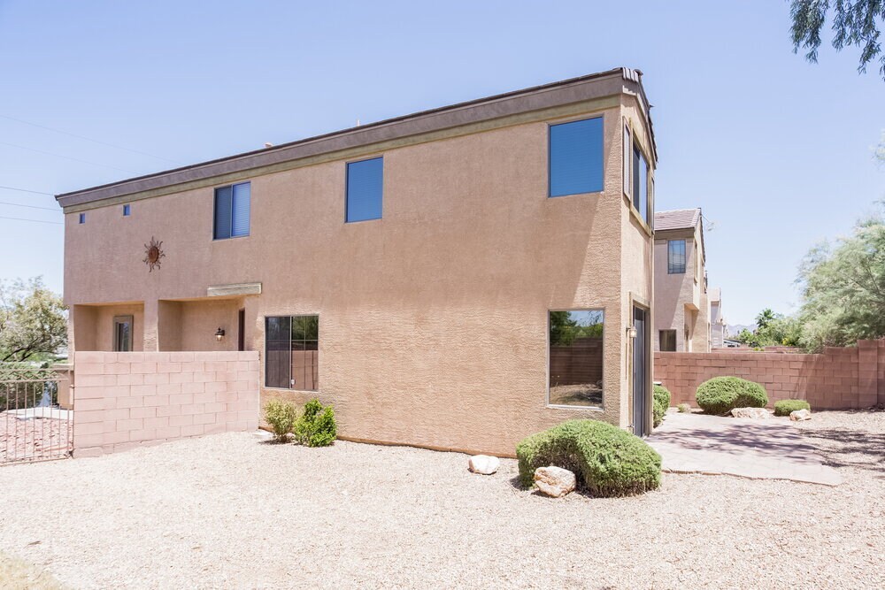 Building Photo - 267 Red Eucalyptus Dr