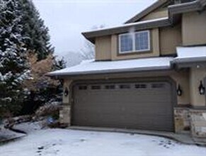Building Photo - Spacious Cottonwood Heights Home with Vaulted Ceilings & Finished Basement